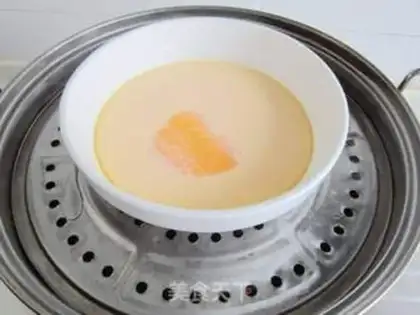 Make Cucumber milk steamed eggs step 10
