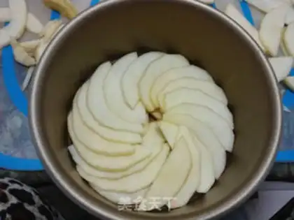 Make Caramel apple flip cake step 7