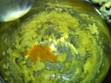 Make Greek ball step 3