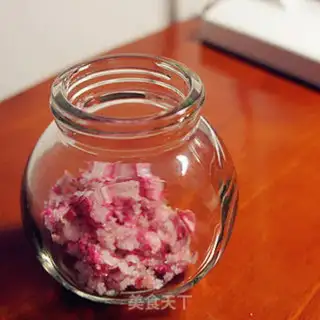 Make Rose candy step 14