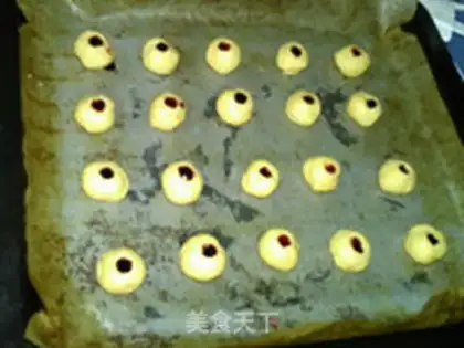 Make Greek ball step 9
