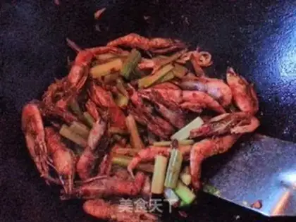 Make Spicy spicy Arctic shrimp step 4