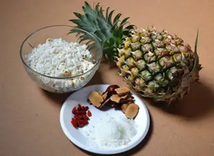 Make Pineapple rice step 0