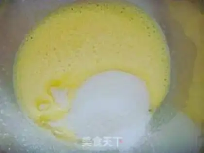 Make Little yolk cookies step 2