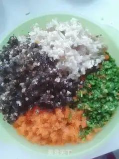 Make Five-colour dumplings step 3
