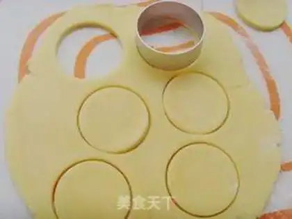 Make Lollipop cookies step 7