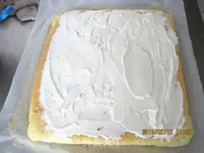 Make Cake roll with cream step 23