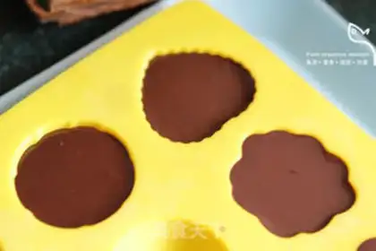 Make Rum cinnamon chocolate step 5