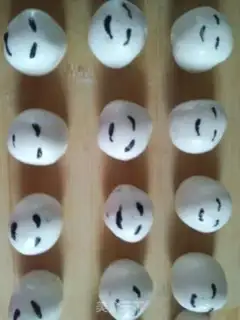 Make Purple Smiley Faceball step 6