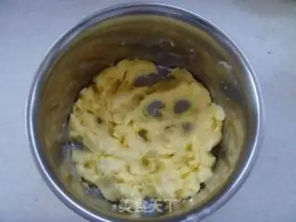 Make Coco cookies step 1