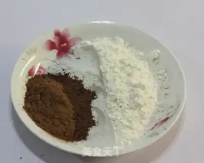 Make Strawberry mousse cake step 1