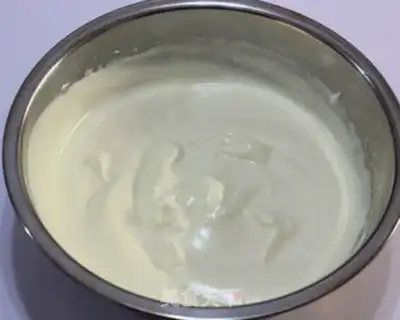Make Strawberry mousse cake step 2