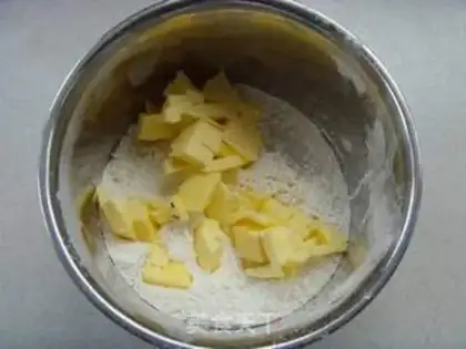 Make Rosemary step 2