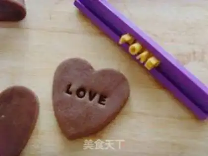 Make Love cookies step 8