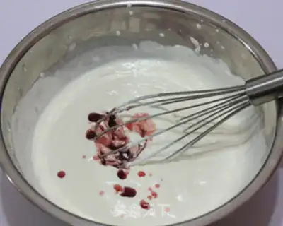 Make Strawberry mousse cake step 16