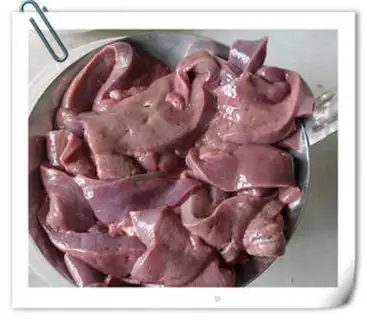 Make Garlic fried liver step 1