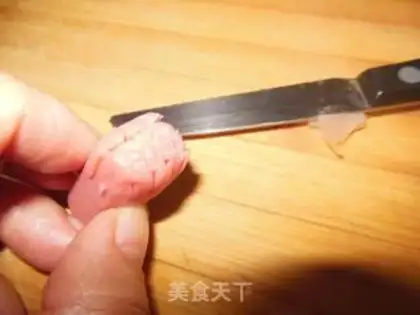 Make Flower intestine bread step 6