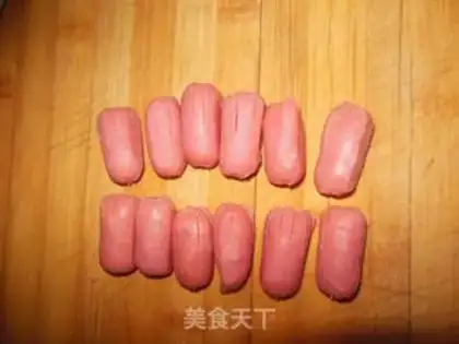 Make Flower intestine bread step 7