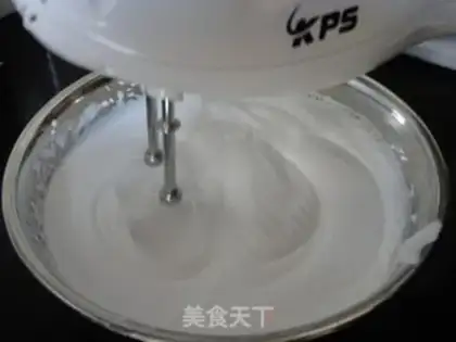 Make Strawberry cake step 8