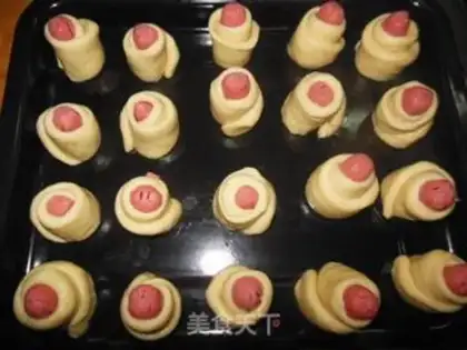 Make Flower intestine bread step 11