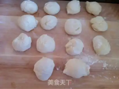 Make Five fragrance rolls step 2