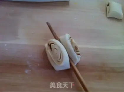 Make Five fragrance rolls step 7