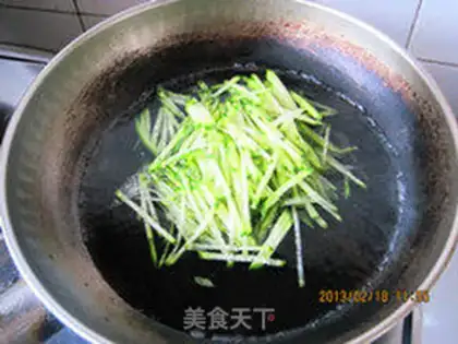 Make Shrimp radish soup step 3