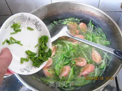 Make Shrimp radish soup step 8