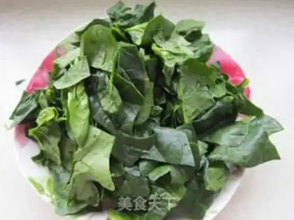 Make Spinach sausage soup step 0