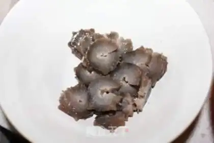 Make Sea cucumber eggs step 1