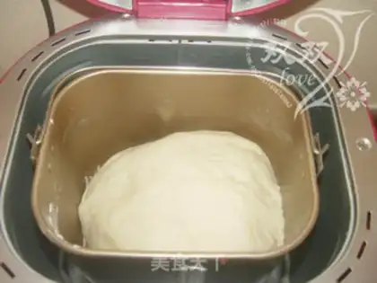 Make Pizza on the sauerkraut step 2
