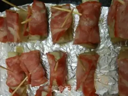 Make Bacon rolls step 3