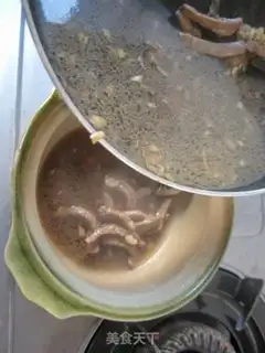 Make Beef mushroom hotpot step 7