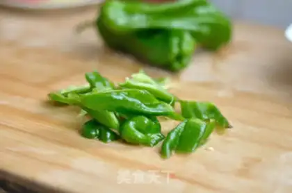 Make Spicy black ear step 1