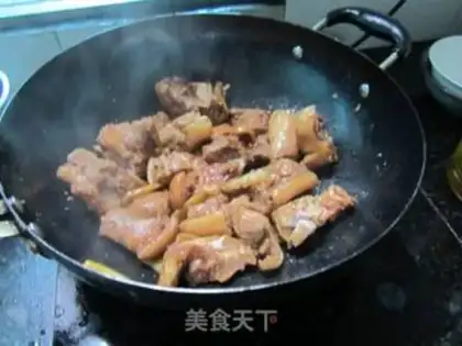 Make The family pig hoof step 3