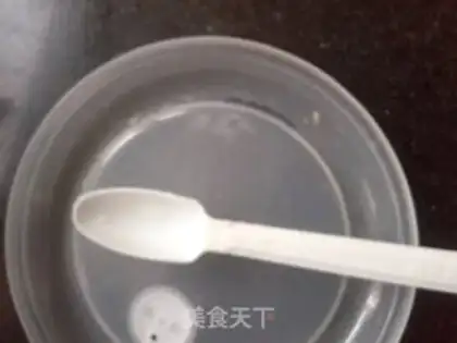 Make Microwave chocolate cake step 1