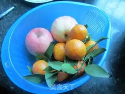 Make A simple fruit plate step 0