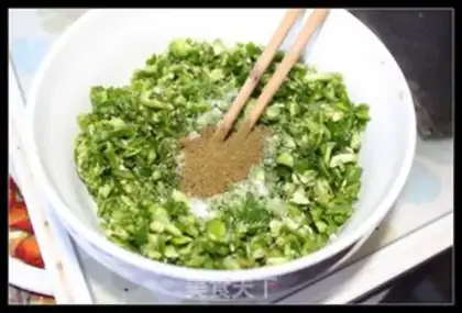 Make Chili fried eggs step 4