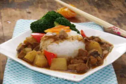 Make Curry potatoes and rice step 7