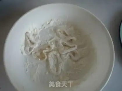 Make Fried squid rings step 3