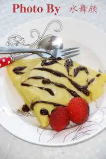 Make French crepes step 6