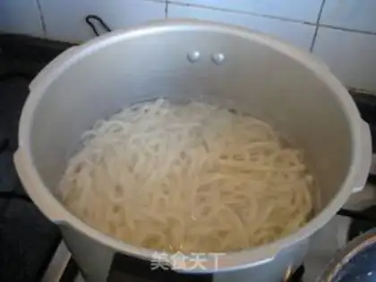 Make Cheese juice, fat cow noodles step 9