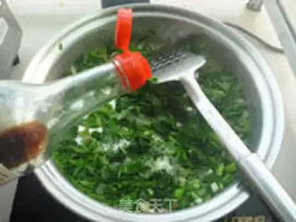 Make Pineapple pouring eggs step 5