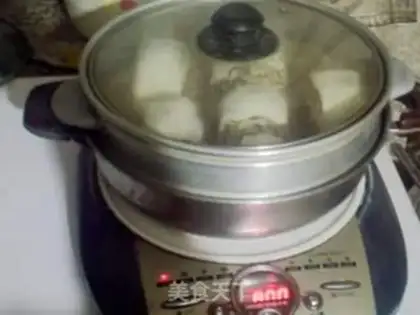 Make Red date rolls step 7