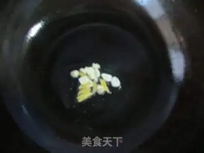 Make Eggs fried lentils step 2