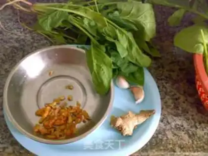 Make Garlic shrimp, spinach step 0