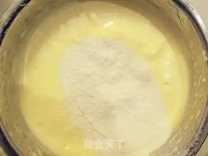 Make Blueberry mousse cake step 2