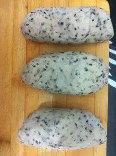 Make Black sesame toast step 2