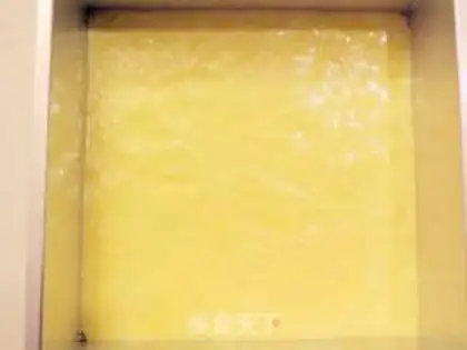 Make Blueberry mousse cake step 4