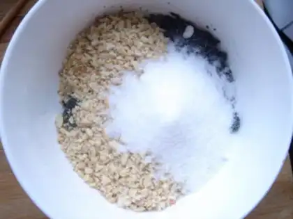 Make Peanut black sesame soup step 2
